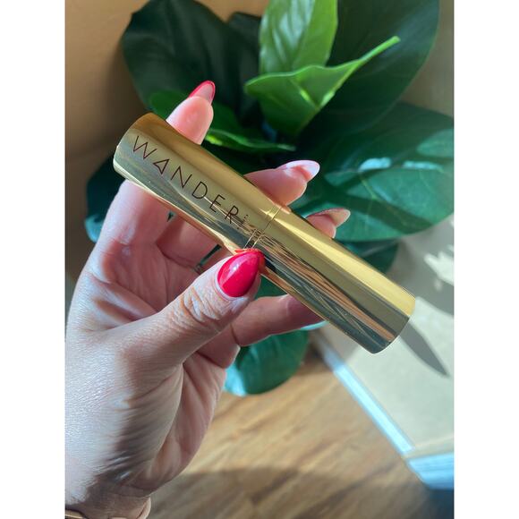 NEW Wander Beauty Flash Focus Hydrating Foundation Stick in Tan - Picture 3 of 6